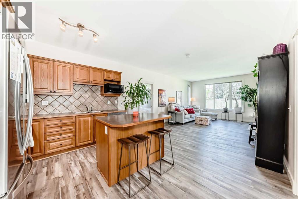 406, 8000 Wentworth Drive Sw, Calgary, Alberta  T3H 5K8 - Photo 7 - A2252147