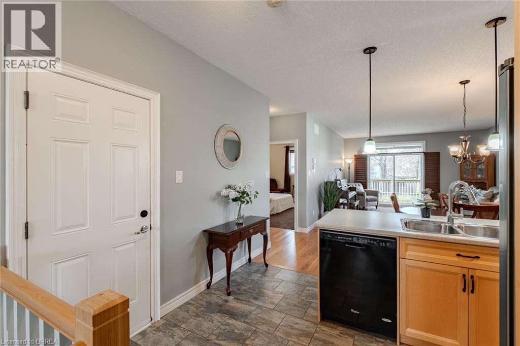 244 Dundas Street W Unit# 19, Paris, Ontario  N3L 0B4 - Photo 9 - 40788222