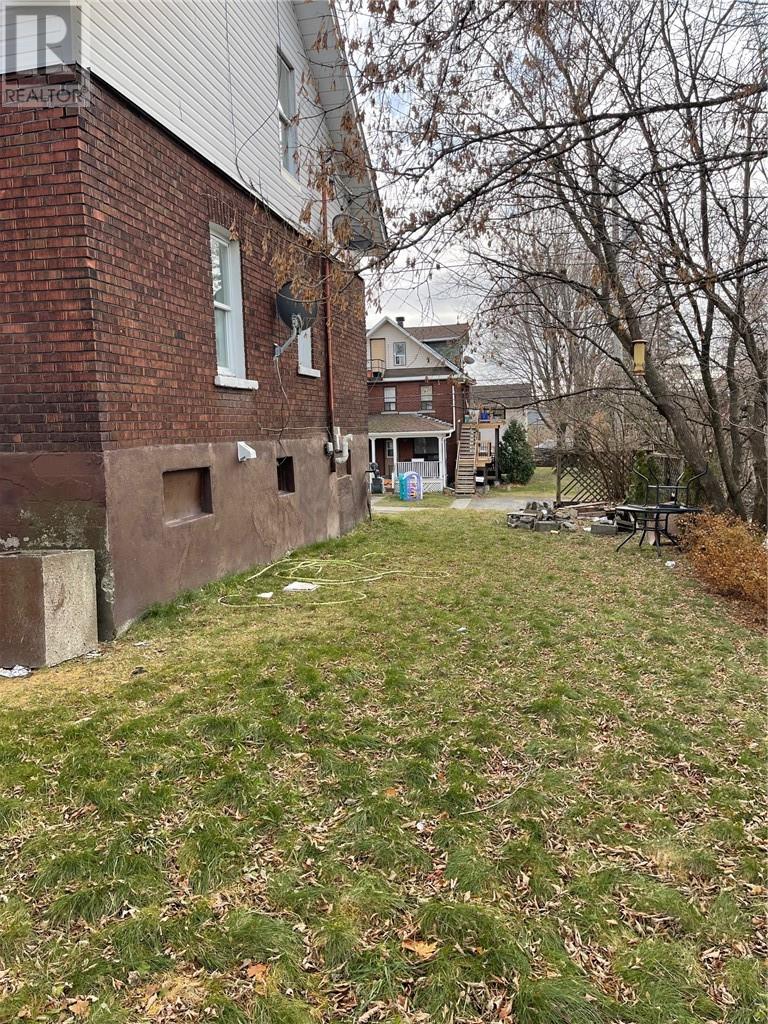 252 Bloor Street, Sudbury, Ontario  P3C 2L3 - Photo 5 - 2125714