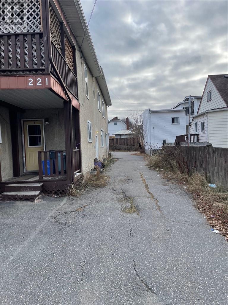 221 Nolin, Sudbury, Ontario  P3C 2V4 - Photo 5 - 2125621
