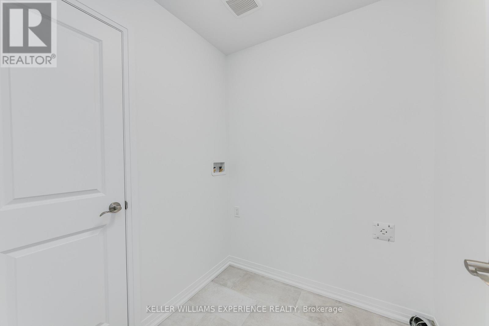 58 Sagewood Avenue, Barrie, Ontario  L9J 0K5 - Photo 21 - S12416050