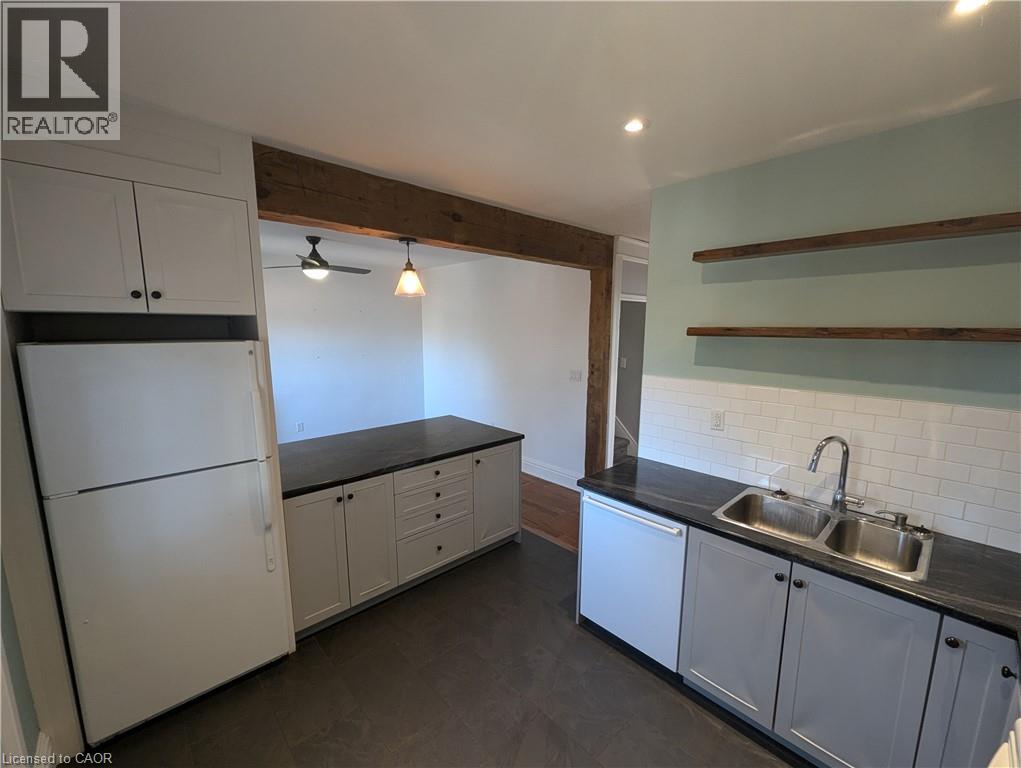 81 Dunsmure Road Unit# 2, Hamilton, Ontario  L8M 1S3 - Photo 3 - 40790079