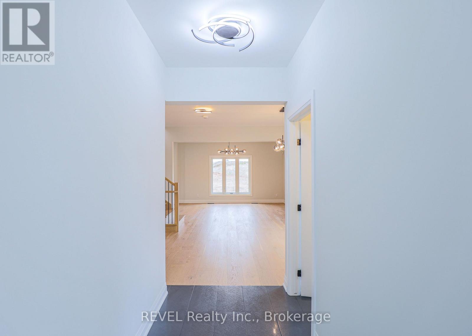 111 Acacia Road, Pelham, Ontario L0S 1E6 - Photo 15 - X12422754