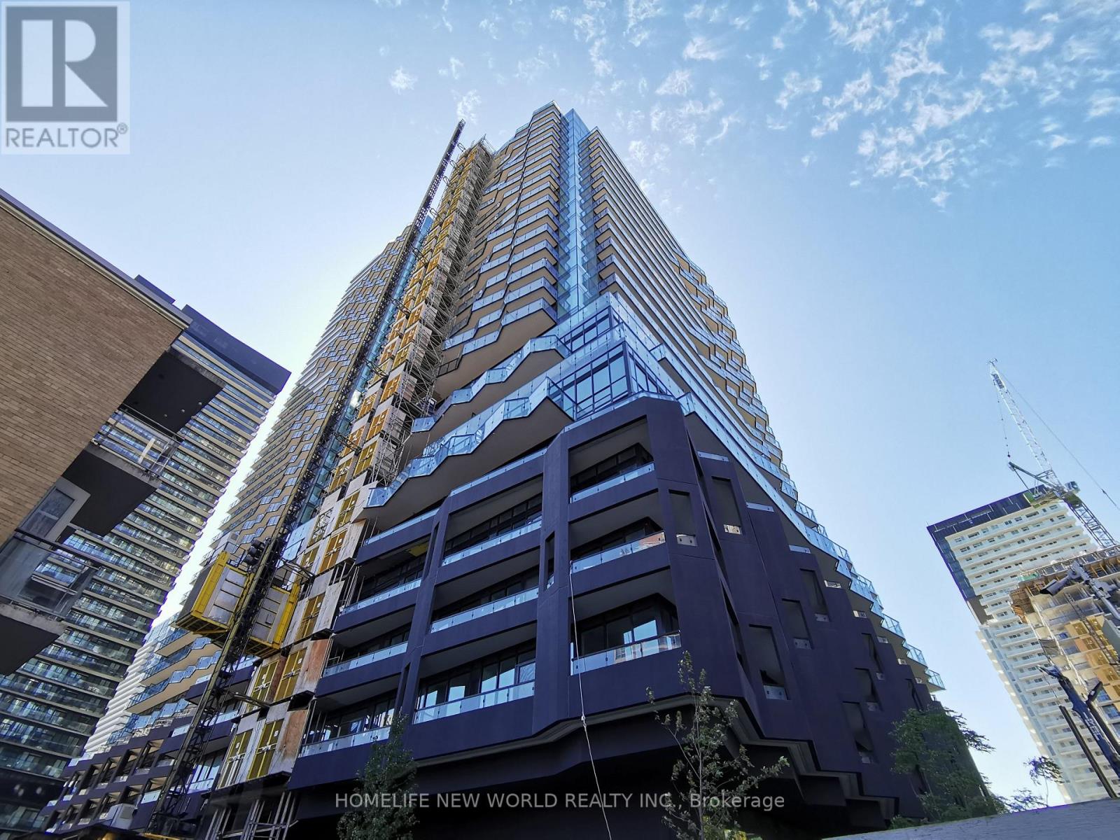 1906 - 120 Broadway Avenue, Toronto, Ontario  M4P 1V6 - Photo 2 - C12570714