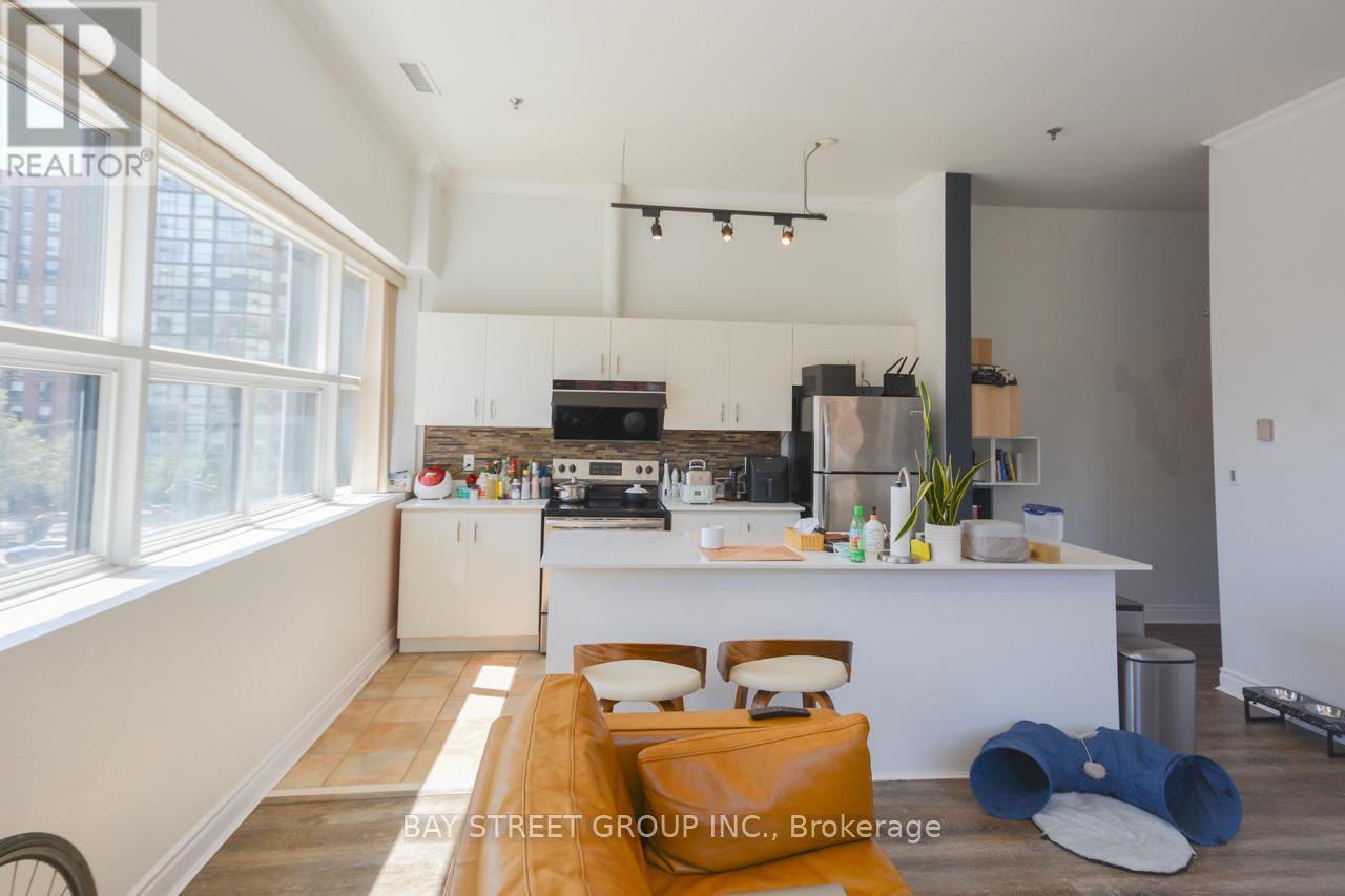 312 - 700 King Street W, Toronto, Ontario  M5V 2Y6 - Photo 6 - C12570730