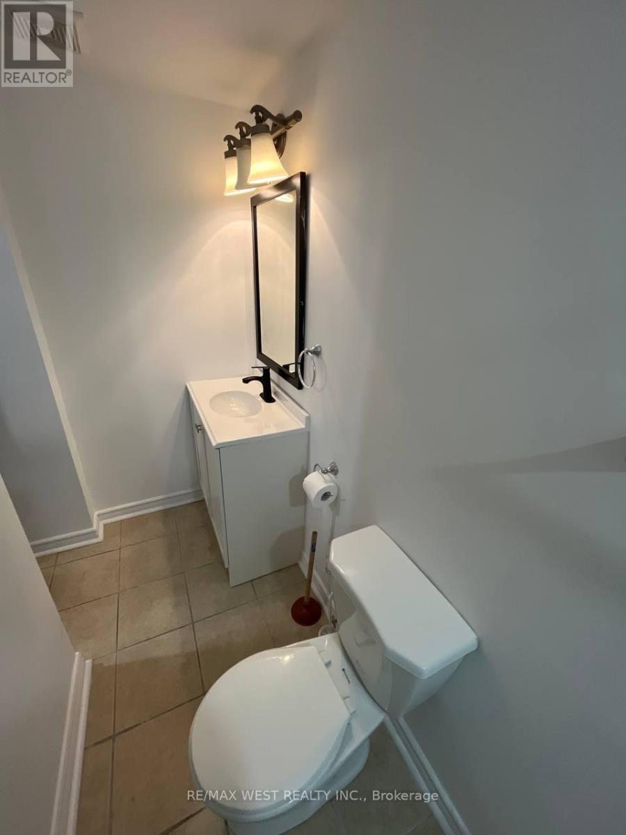 Lower - 157 Hollywood Hill Circle, Vaughan, Ontario  L4H 2P2 - Photo 7 - N12570708