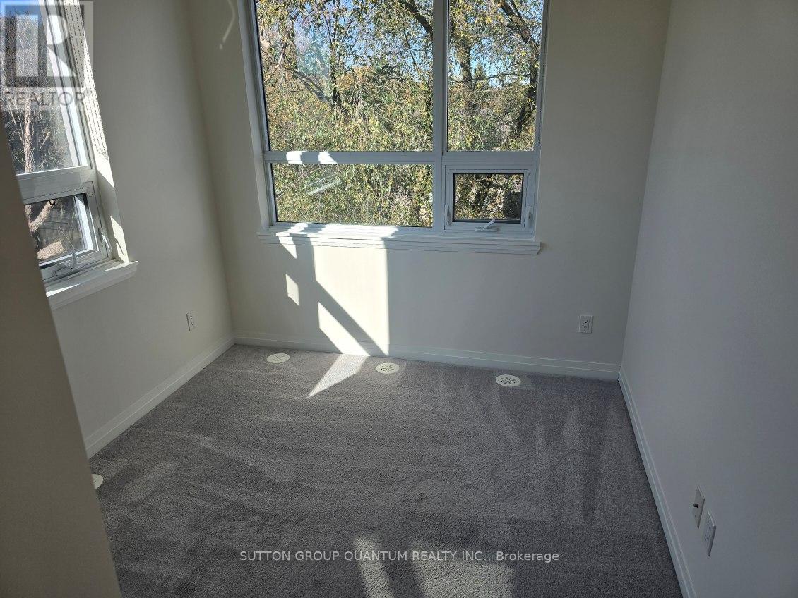 92 - 650 Atwater Avenue, Mississauga, Ontario  L5E 3K2 - Photo 15 - W12570706