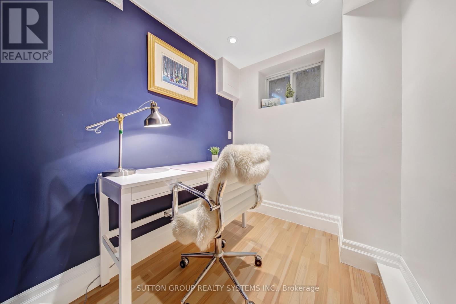 13 Evelyn Crescent, Toronto, Ontario  M6P 3C8 - Photo 46 - W12570716