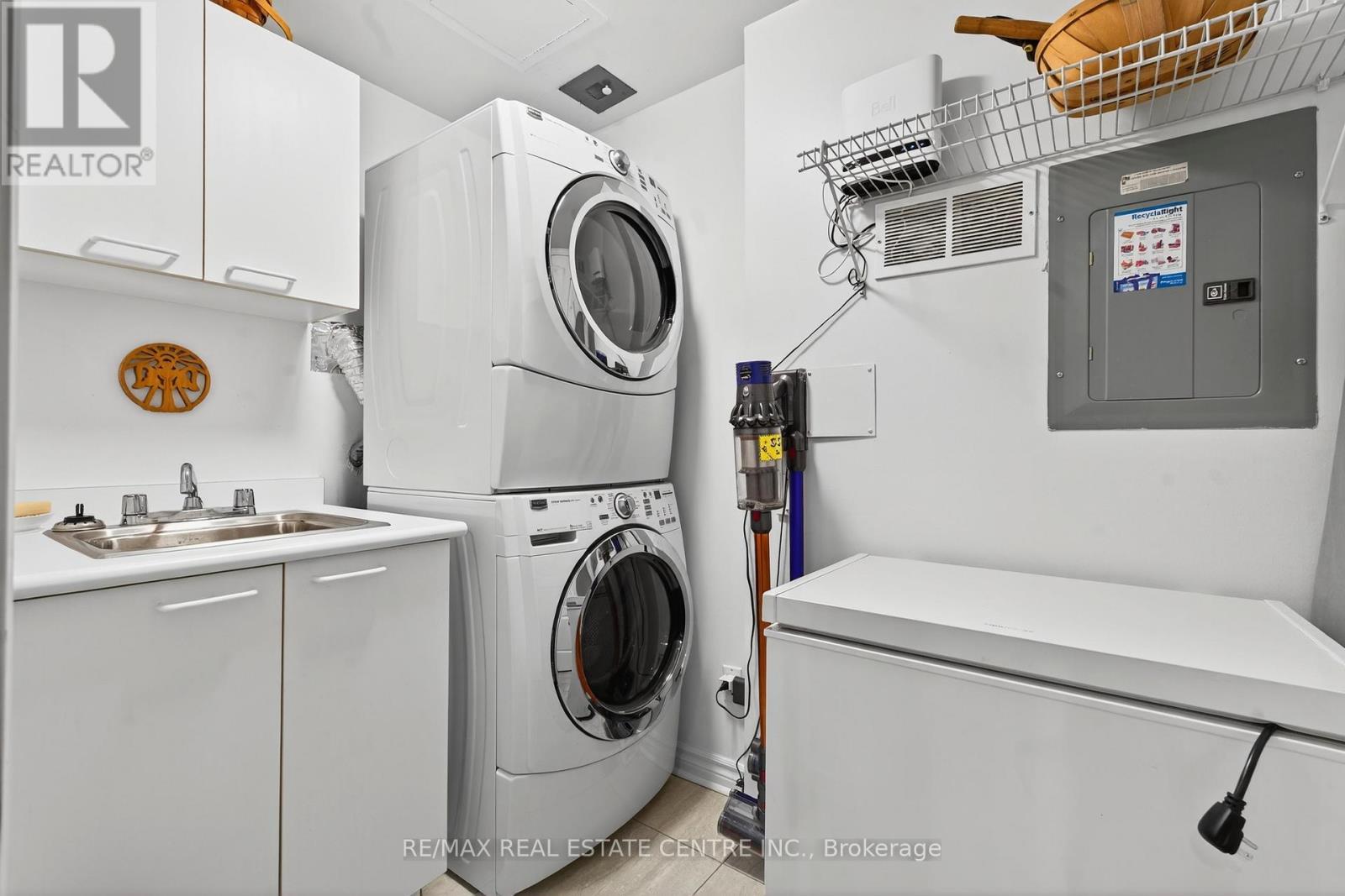 2207 - 1900 The Collegeway, Mississauga, Ontario  L5L 5Y8 - Photo 22 - W12570738