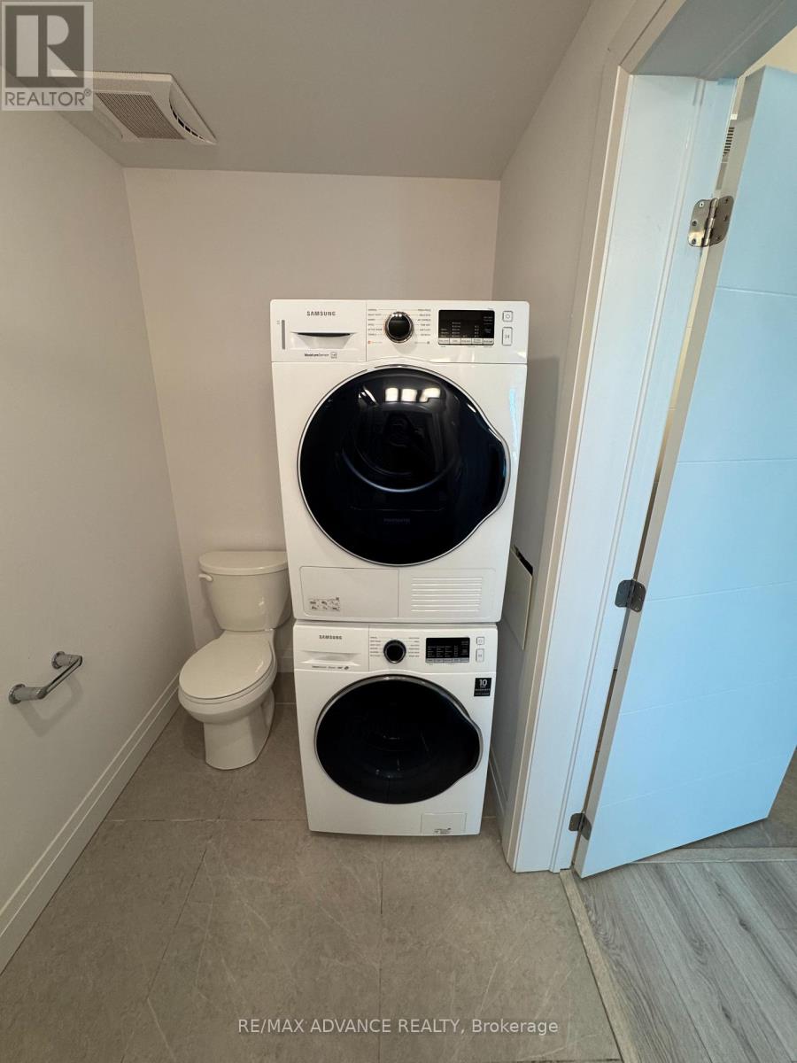 902 - 652 Princess Street, Kingston, Ontario  K7L 1E5 - Photo 8 - X12570698