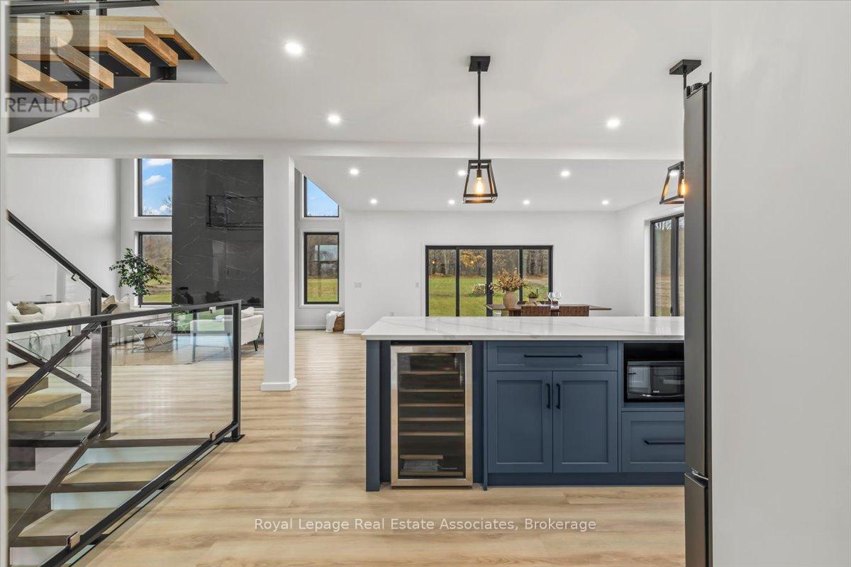 174265 Mulock Road, West Grey, Ontario  N4N 3B9 - Photo 10 - X12570732