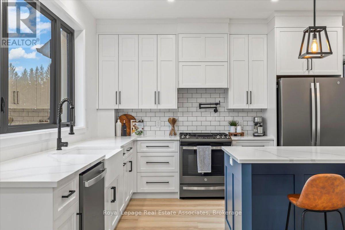 174265 Mulock Road, West Grey, Ontario  N4N 3B9 - Photo 12 - X12570732