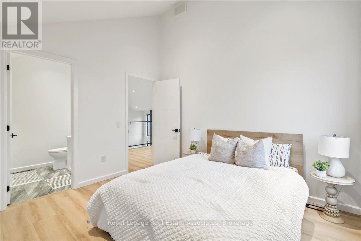 174265 Mulock Road, West Grey, Ontario  N4N 3B9 - Photo 38 - X12570732