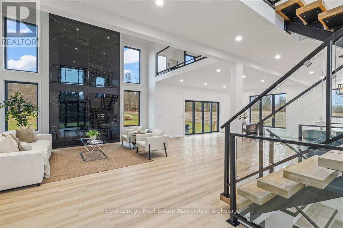 174265 Mulock Road, West Grey, Ontario  N4N 3B9 - Photo 7 - X12570732