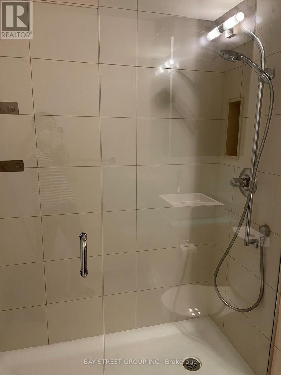 2803 - 300 Front Street, Toronto, Ontario  M5V 0E9 - Photo 10 - C12570782