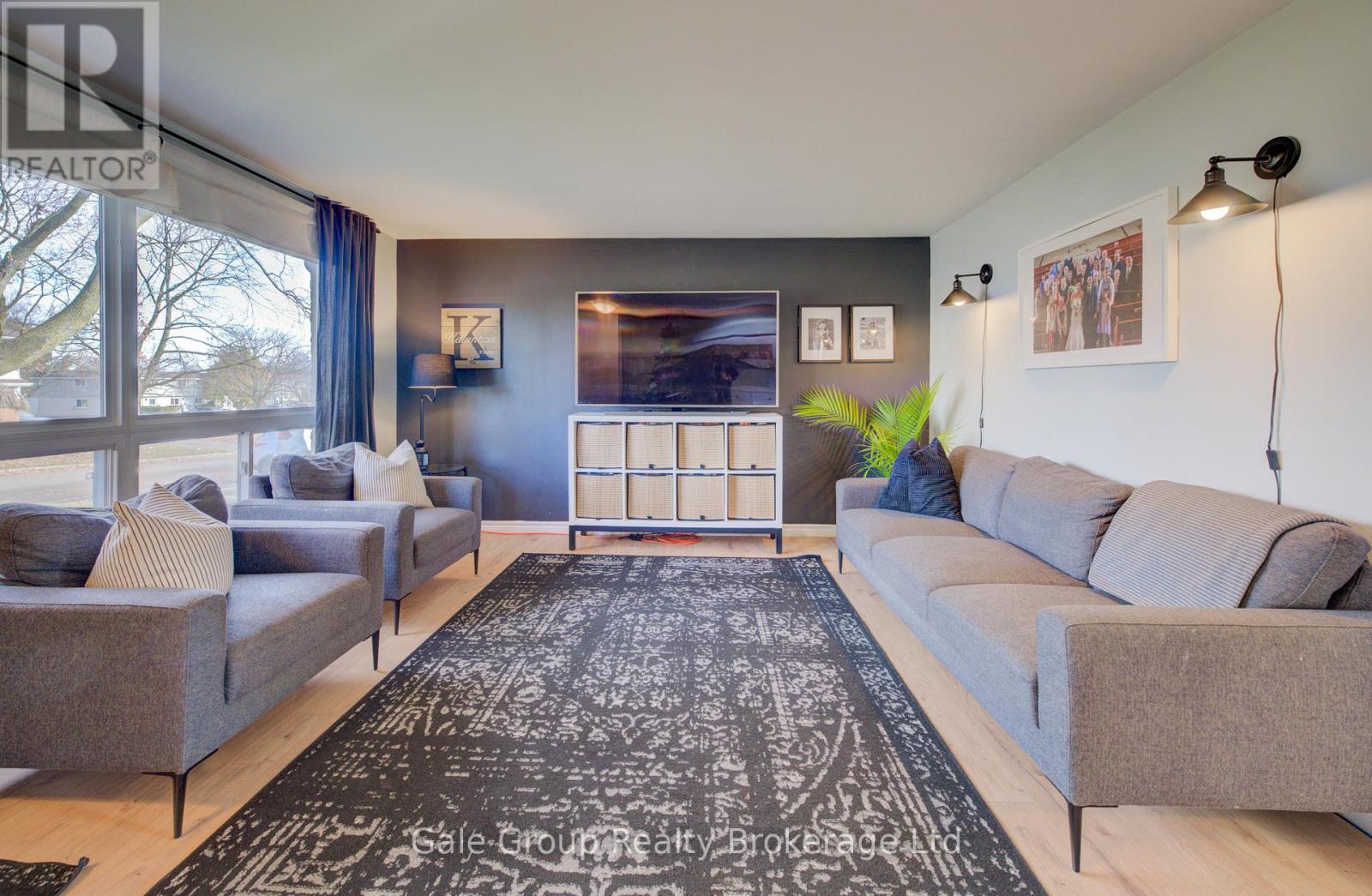 1012a Vanier Avenue, Woodstock, Ontario  N4S 4K4 - Photo 13 - X12570802