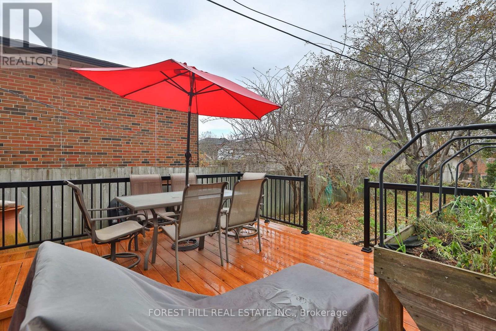 912 Briar Hill Avenue, Toronto, Ontario  M6B 1M2 - Photo 18 - W12570752