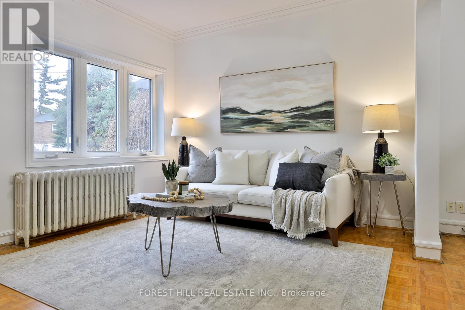 912 Briar Hill Avenue, Toronto, Ontario  M6B 1M2 - Photo 2 - W12570752