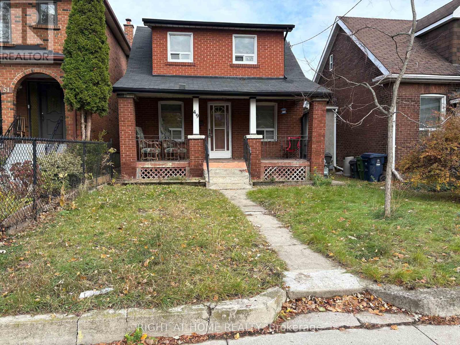 49 BATAVIA AVENUE, Toronto, Ontario