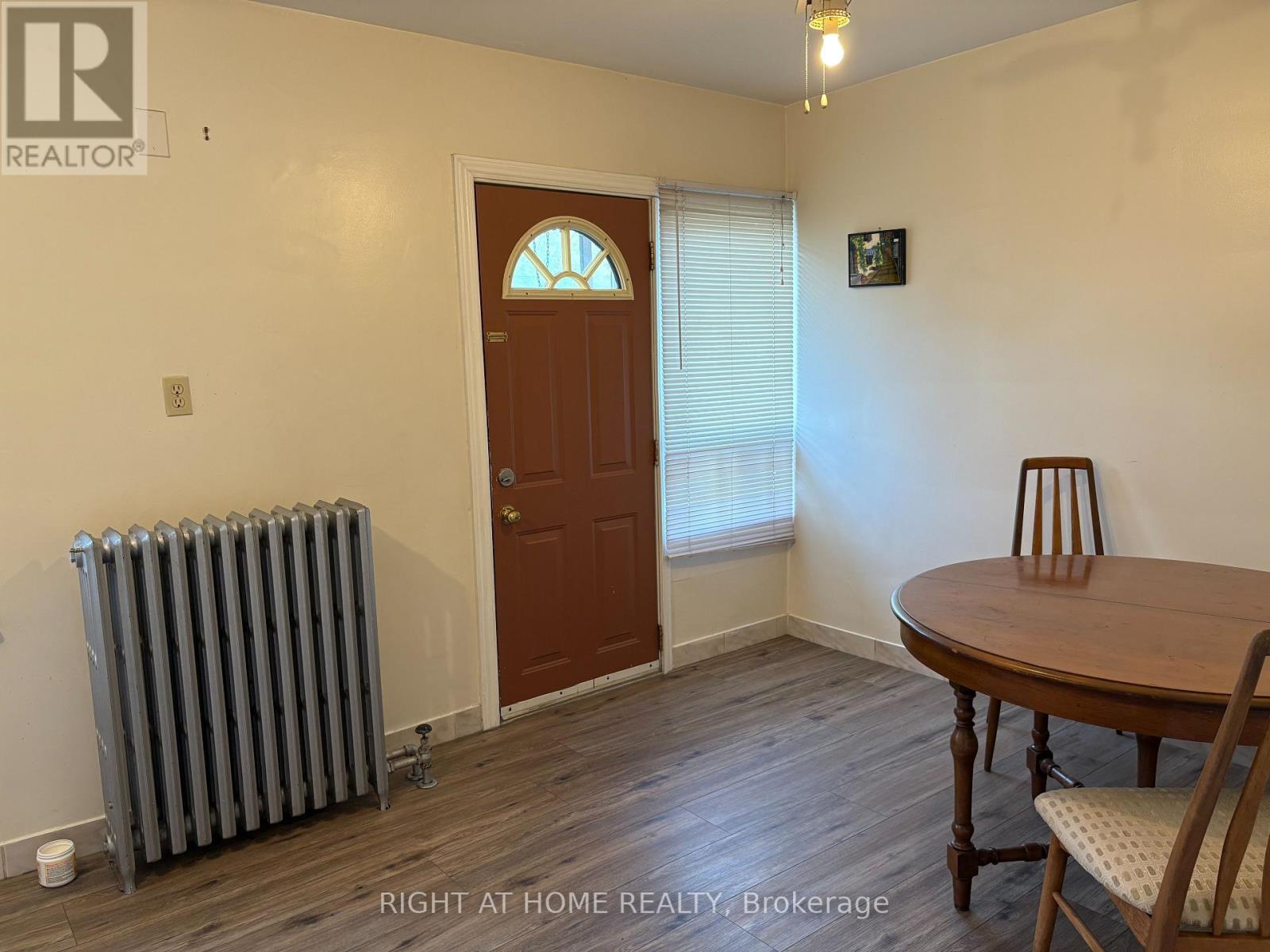 49 Batavia Avenue, Toronto, Ontario  M6N 4A1 - Photo 13 - W12570762