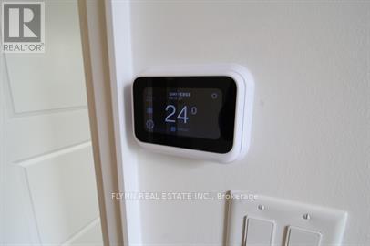 2001 - 36 Elm Drive W, Mississauga, Ontario  L5B 0N3 - Photo 18 - W12570774