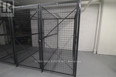 2001 - 36 Elm Drive W, Mississauga, Ontario  L5B 0N3 - Photo 22 - W12570774