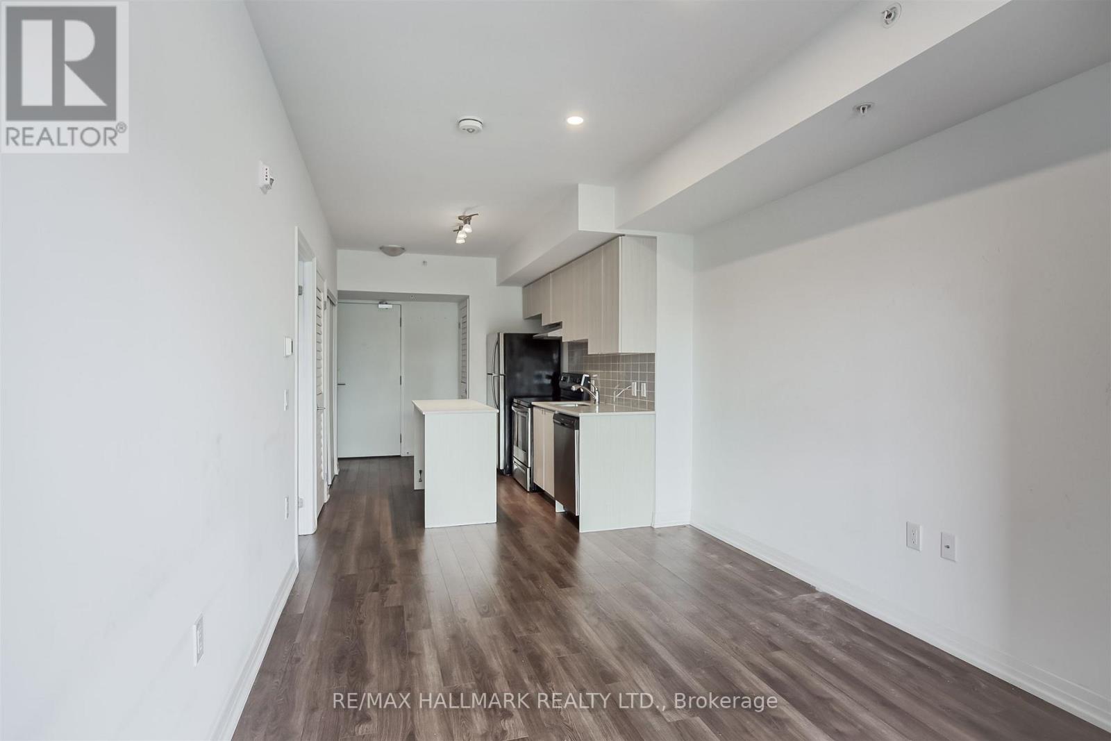 208 - 408 Browns Line, Toronto, Ontario  M8W 0C3 - Photo 10 - W12570780