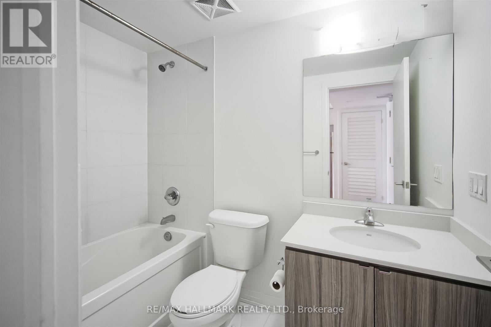 208 - 408 Browns Line, Toronto, Ontario  M8W 0C3 - Photo 24 - W12570780