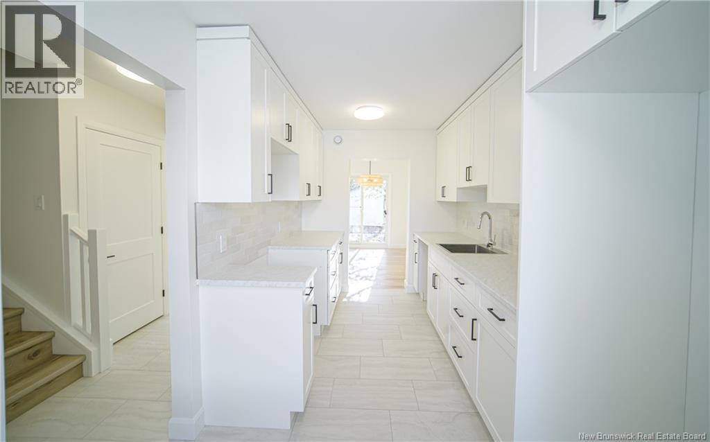 5 Deer Park, Oromocto, New Brunswick  E2V 1J2 - Photo 2 - NB130281