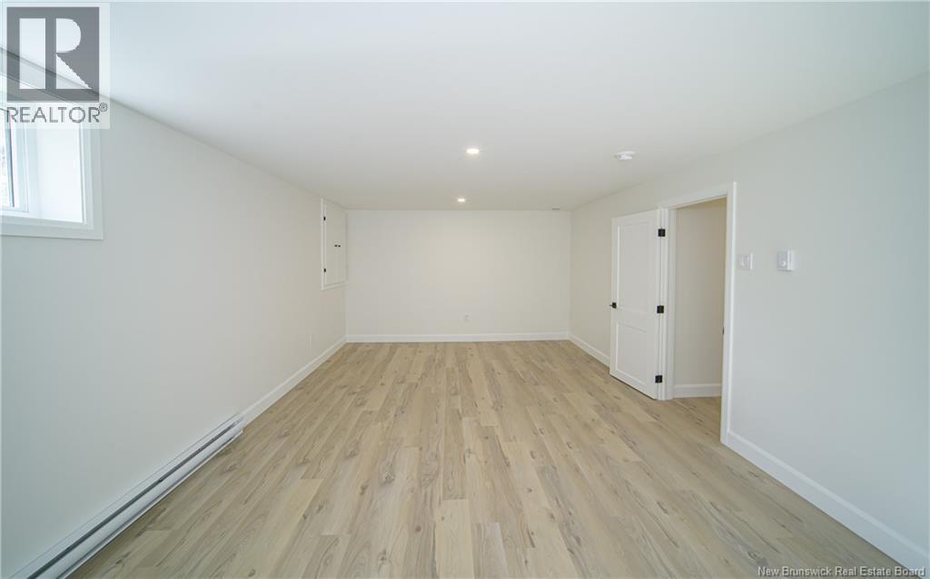 5 Deer Park, Oromocto, New Brunswick  E2V 1J2 - Photo 22 - NB130281