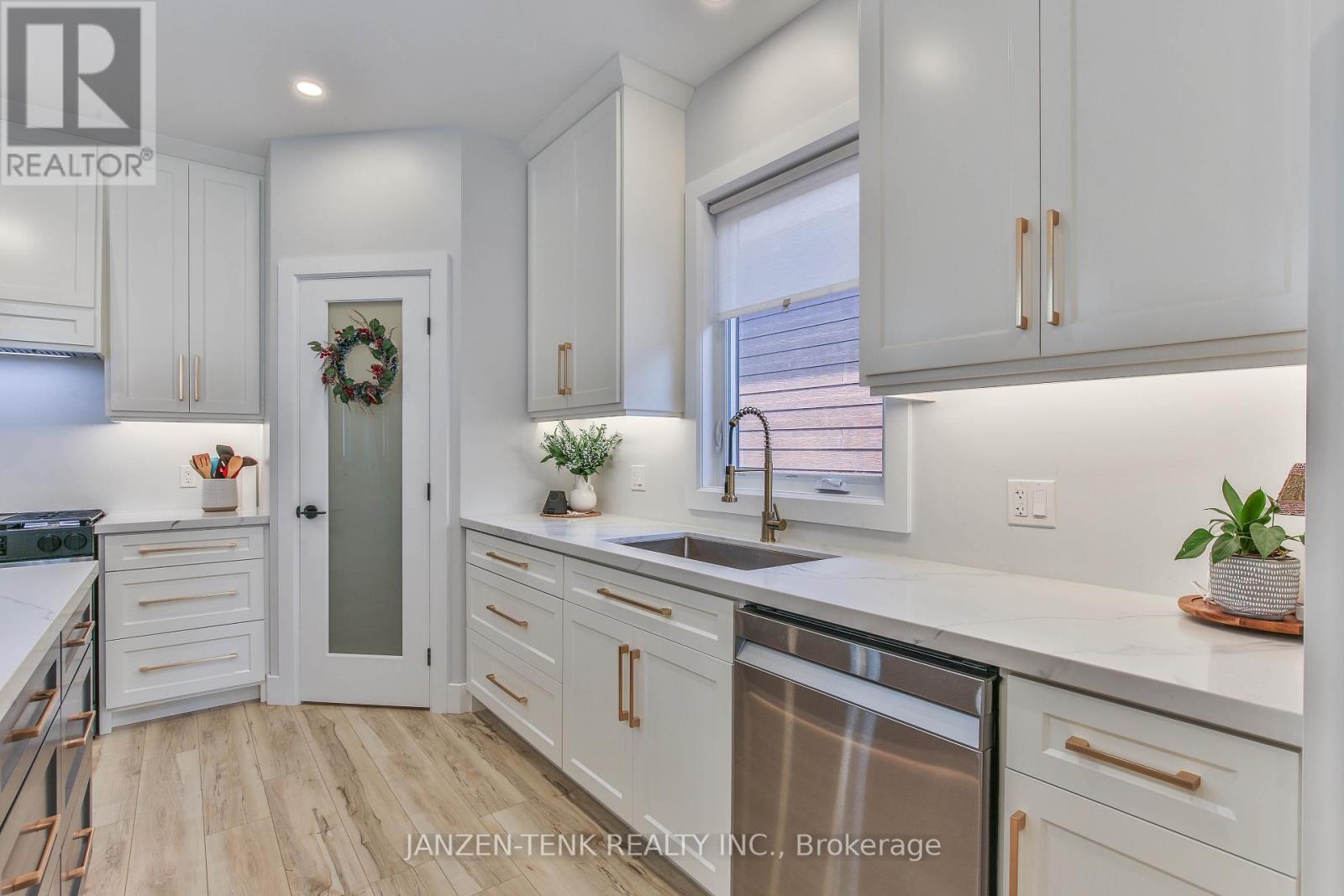 8 Charles Court, Bayham, Ontario  N0J 1T0 - Photo 11 - X12570786