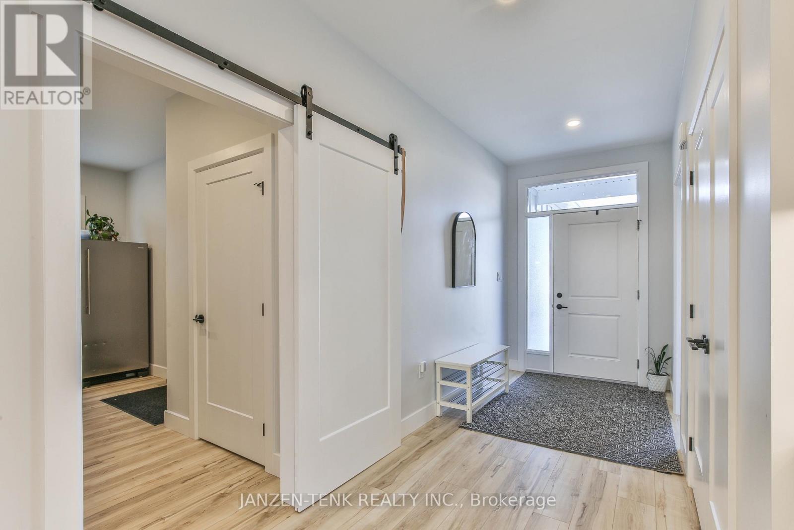 8 Charles Court, Bayham, Ontario  N0J 1T0 - Photo 6 - X12570786