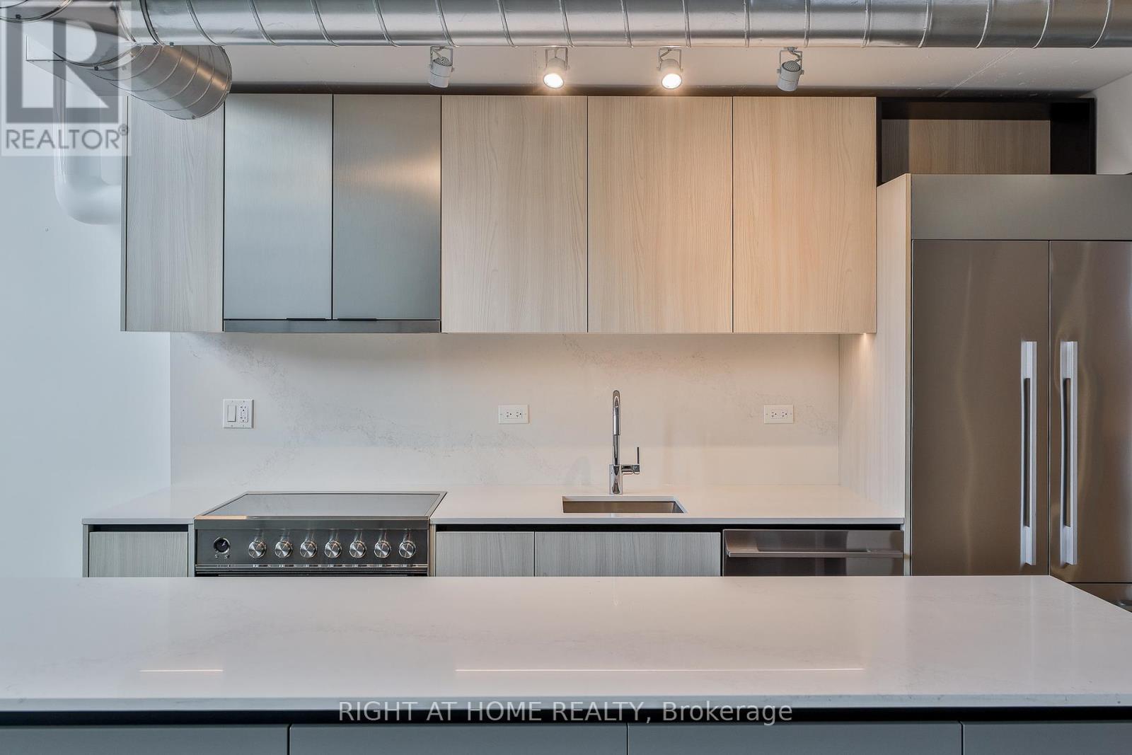 409 - 150 Logan Avenue, Toronto, Ontario  M4M 0E4 - Photo 6 - E12376306