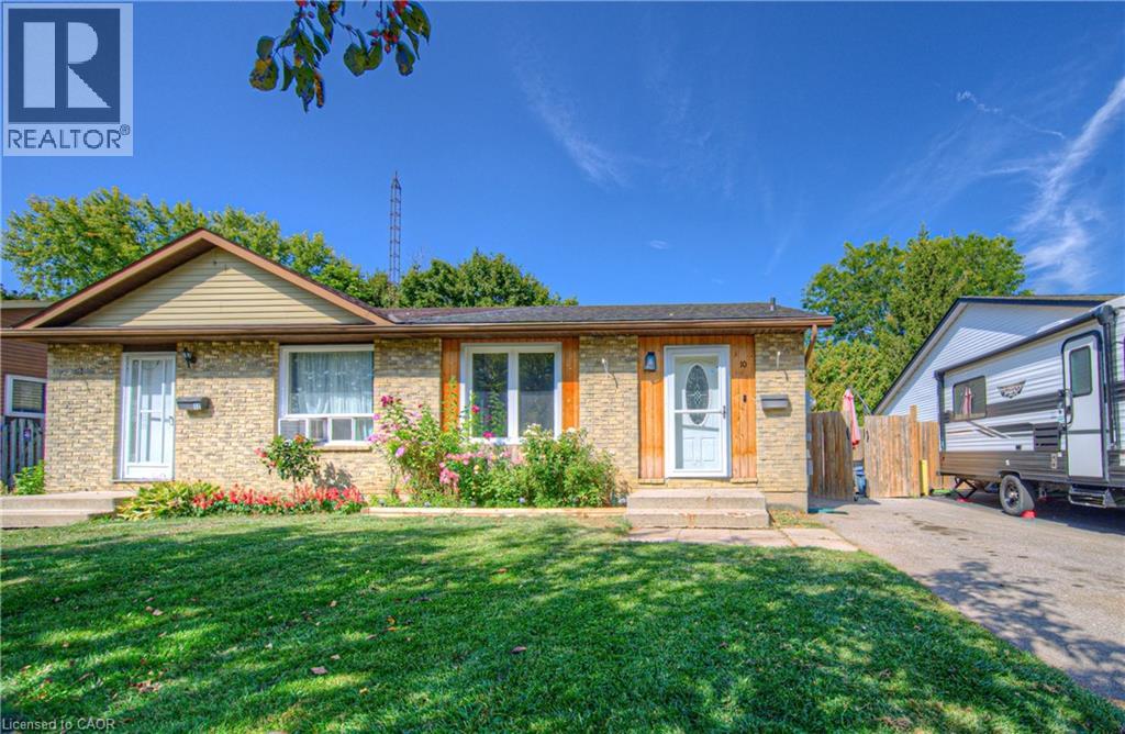 10 Palomino Drive, Brantford, Ontario N3P 1J7 - Photo 2 - 40771218