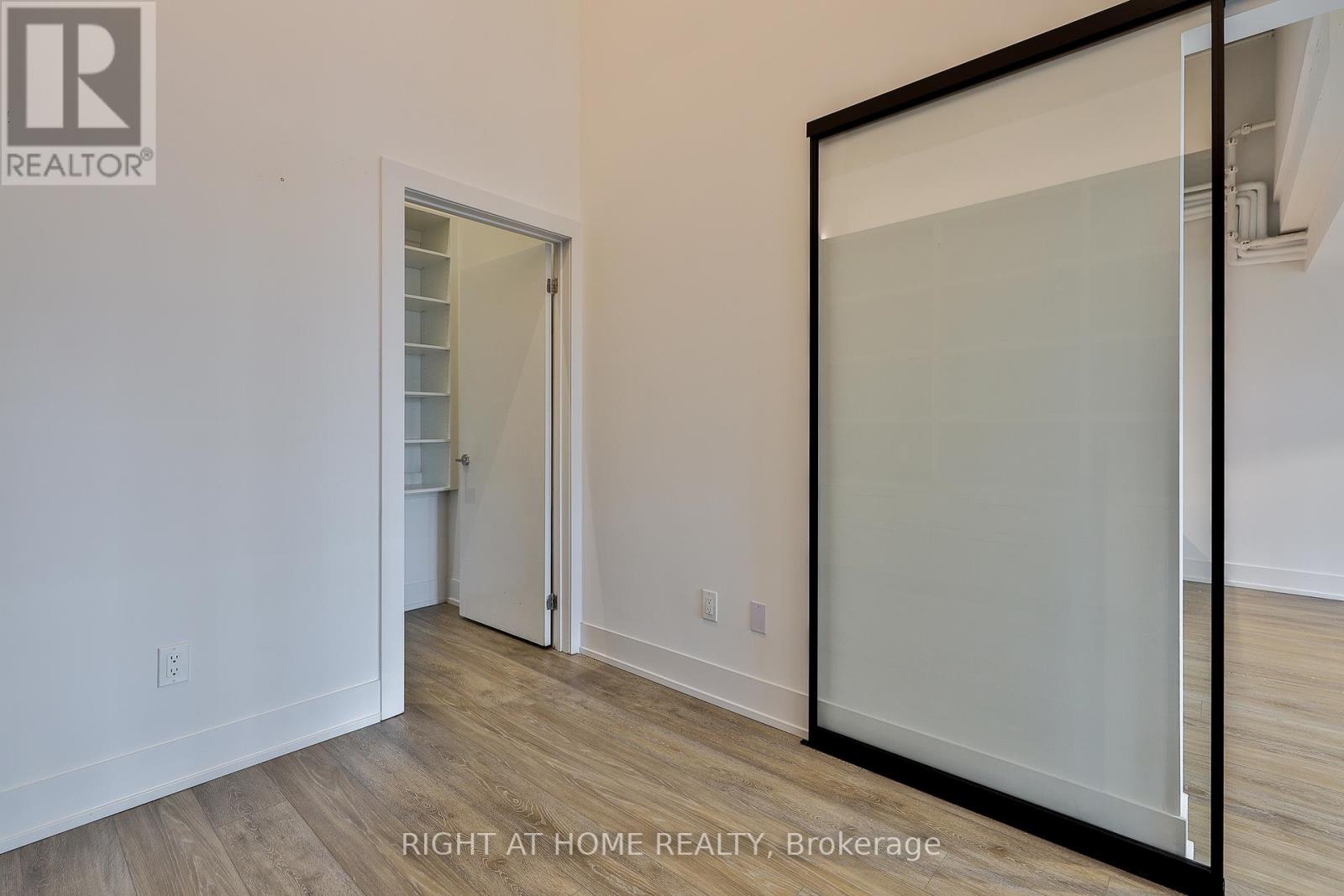 409 - 150 Logan Avenue, Toronto, Ontario  M4M 0E4 - Photo 13 - E12376306