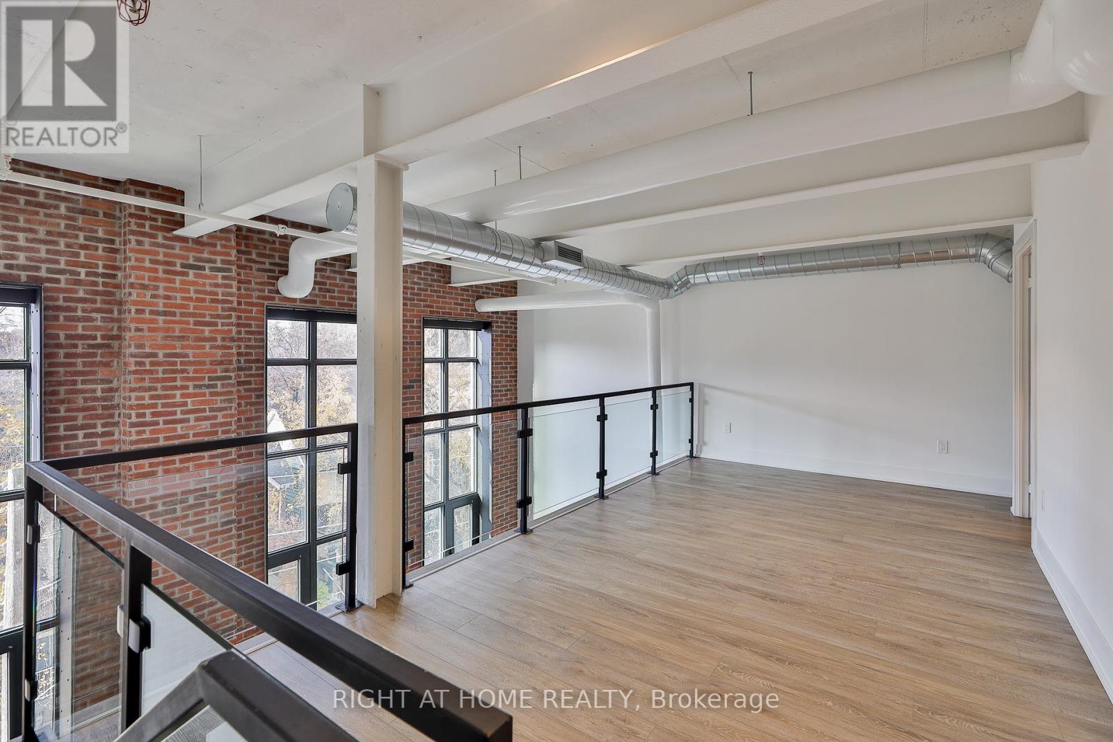 409 - 150 Logan Avenue, Toronto, Ontario  M4M 0E4 - Photo 18 - E12376306