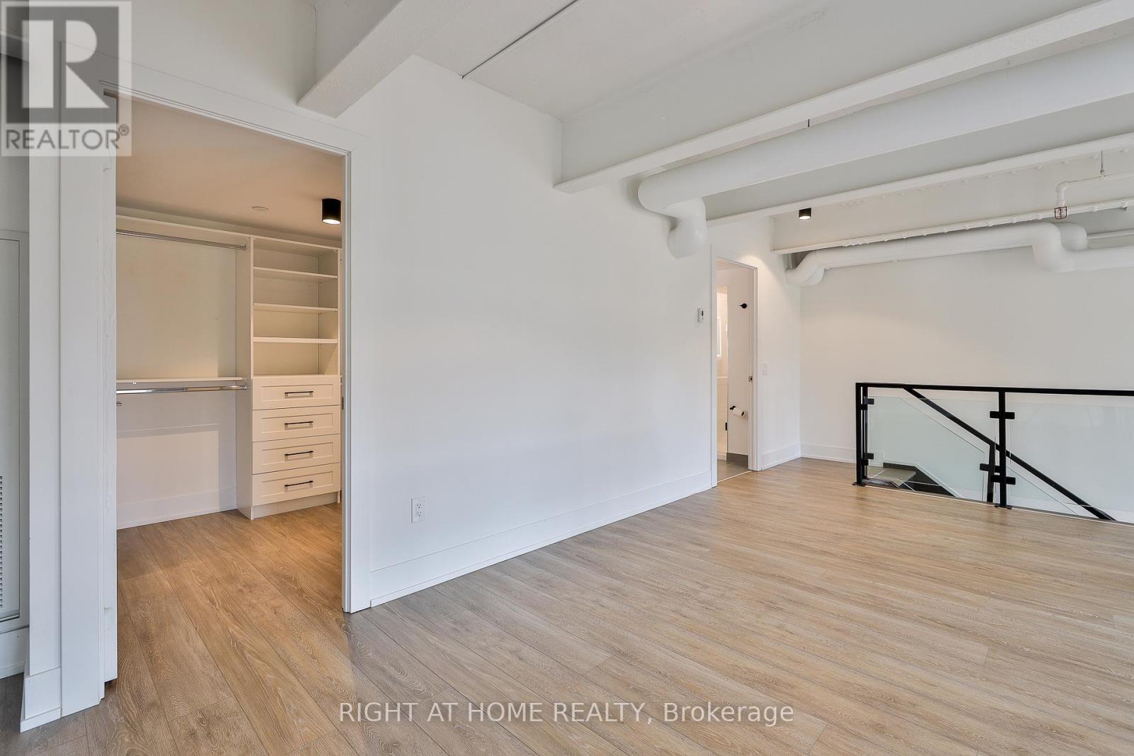 409 - 150 Logan Avenue, Toronto, Ontario  M4M 0E4 - Photo 21 - E12376306