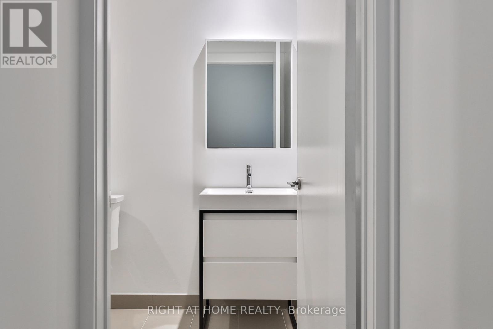 409 - 150 Logan Avenue, Toronto, Ontario  M4M 0E4 - Photo 27 - E12376306