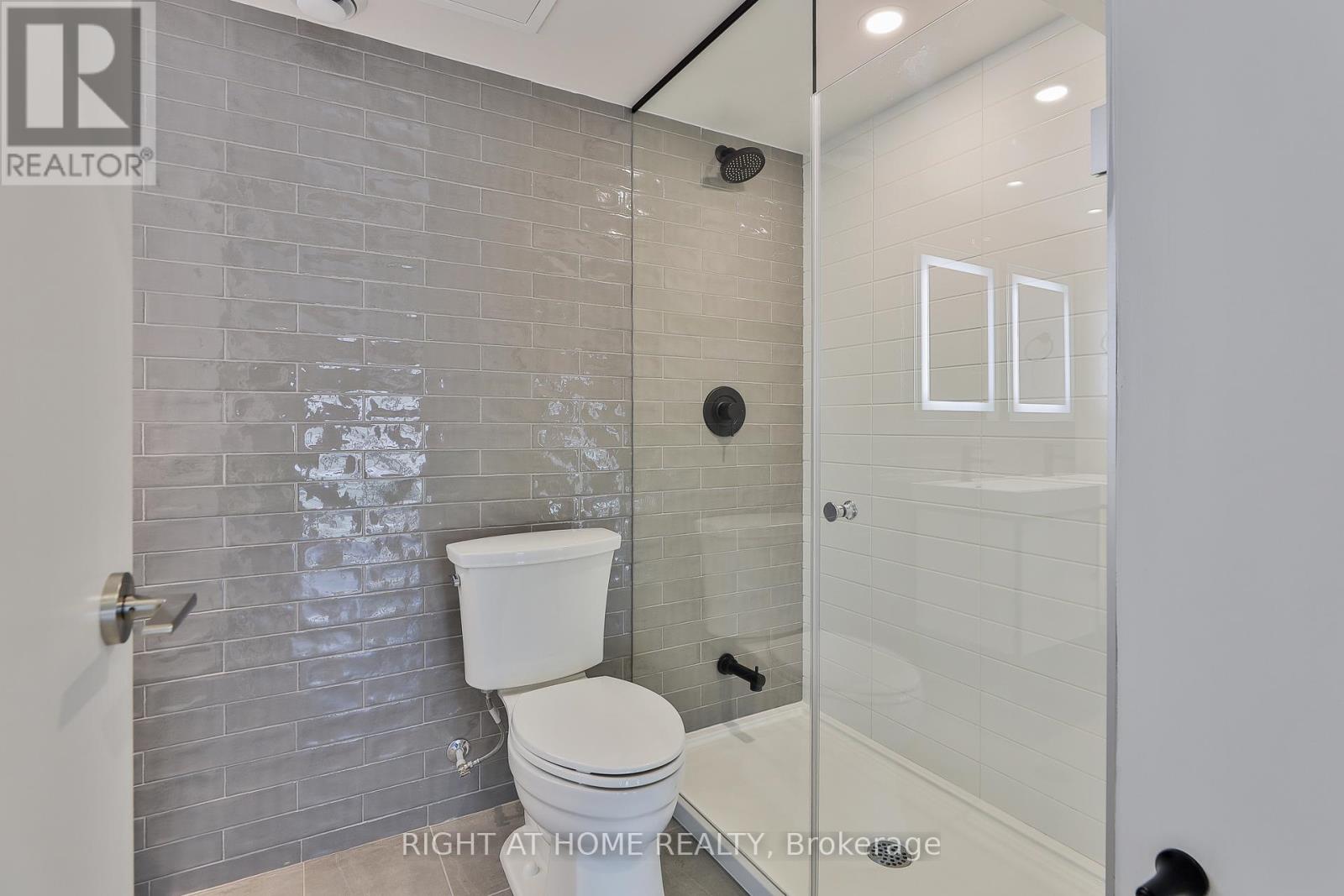 409 - 150 Logan Avenue, Toronto, Ontario  M4M 0E4 - Photo 25 - E12376306