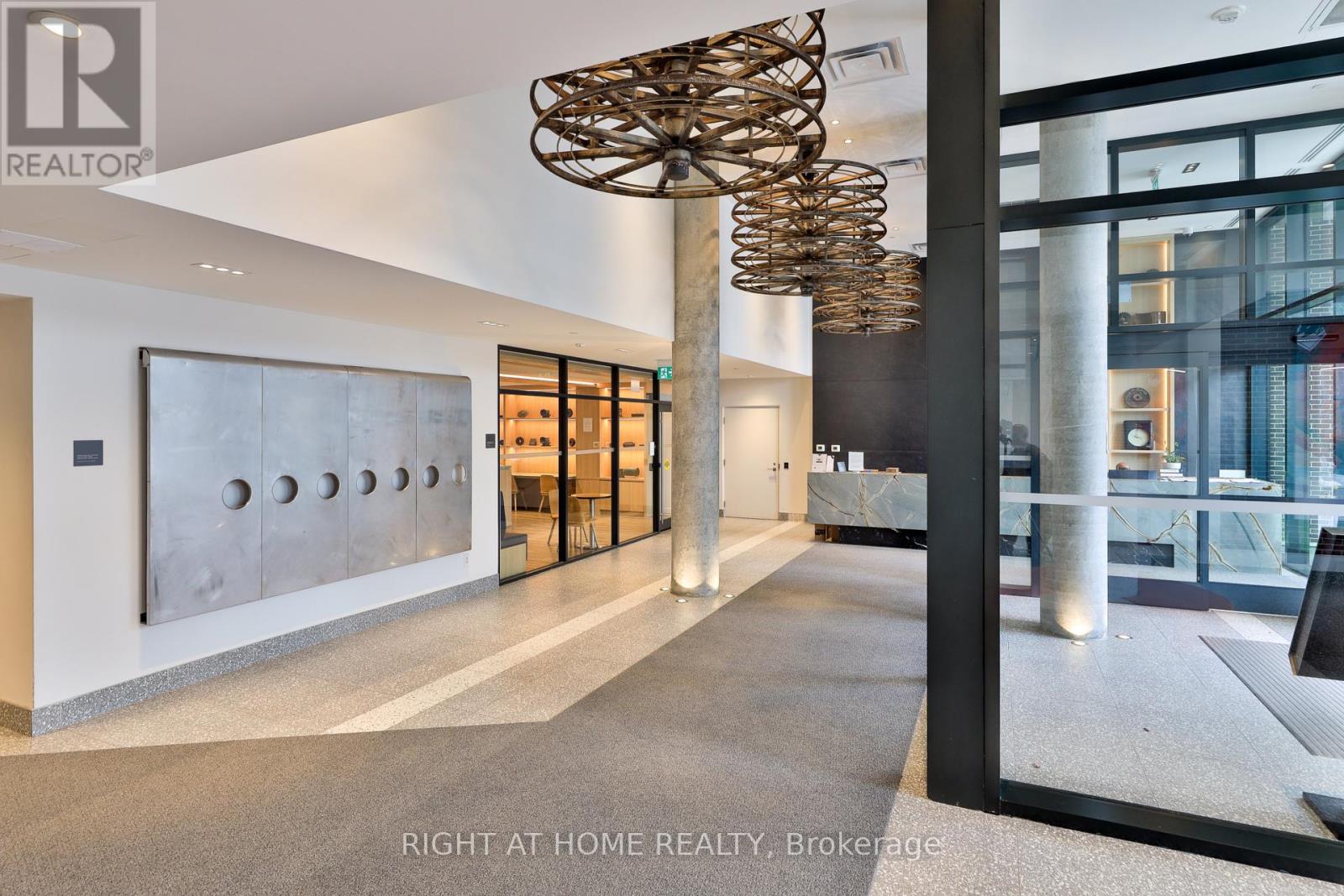 409 - 150 Logan Avenue, Toronto, Ontario  M4M 0E4 - Photo 33 - E12376306