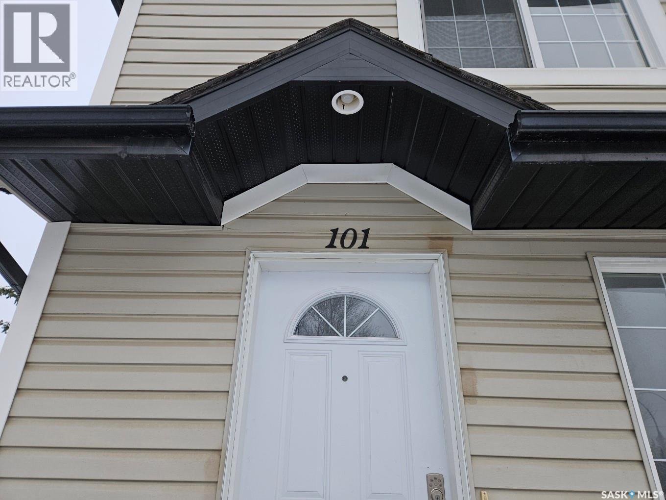 101 103 Rutherford Crescent, Saskatoon, Saskatchewan  S7N 4X9 - Photo 2 - SK024574