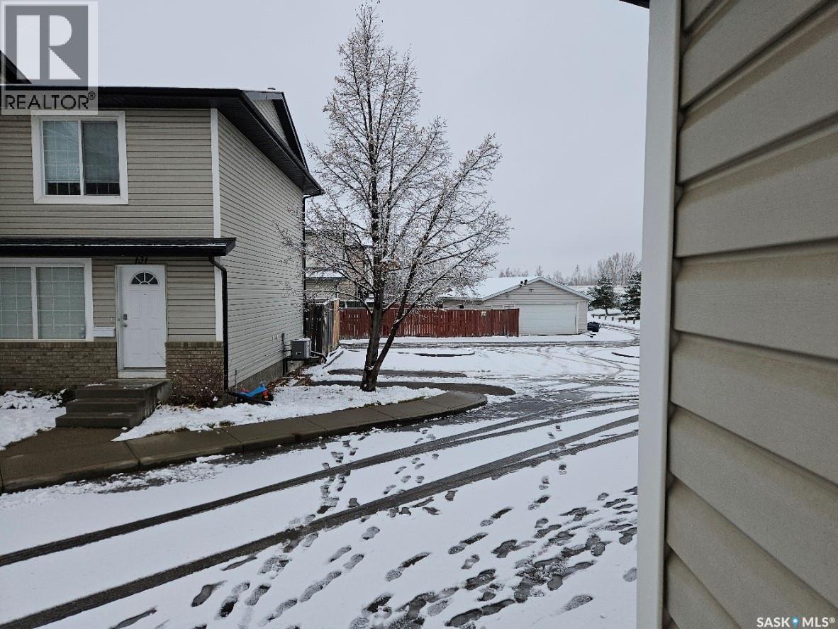 101 103 Rutherford Crescent, Saskatoon, Saskatchewan  S7N 4X9 - Photo 7 - SK024574