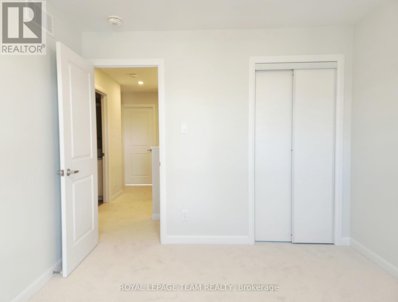 723 Fairline Row, Ottawa, Ontario  K2V 0M4 - Photo 28 - X12554400