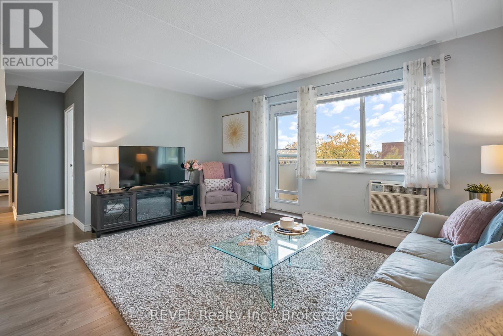 421 - 198 Scott Street, St. Catharines, Ontario  L2N 5T3 - Photo 17 - X12553826