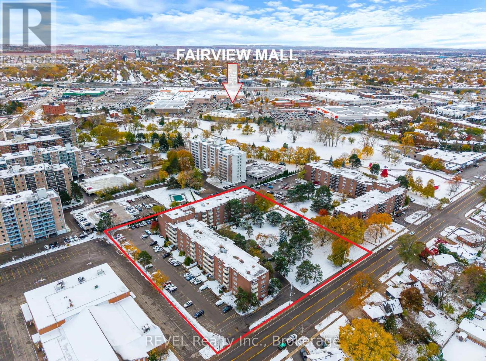 421 - 198 Scott Street, St. Catharines, Ontario  L2N 5T3 - Photo 5 - X12553826