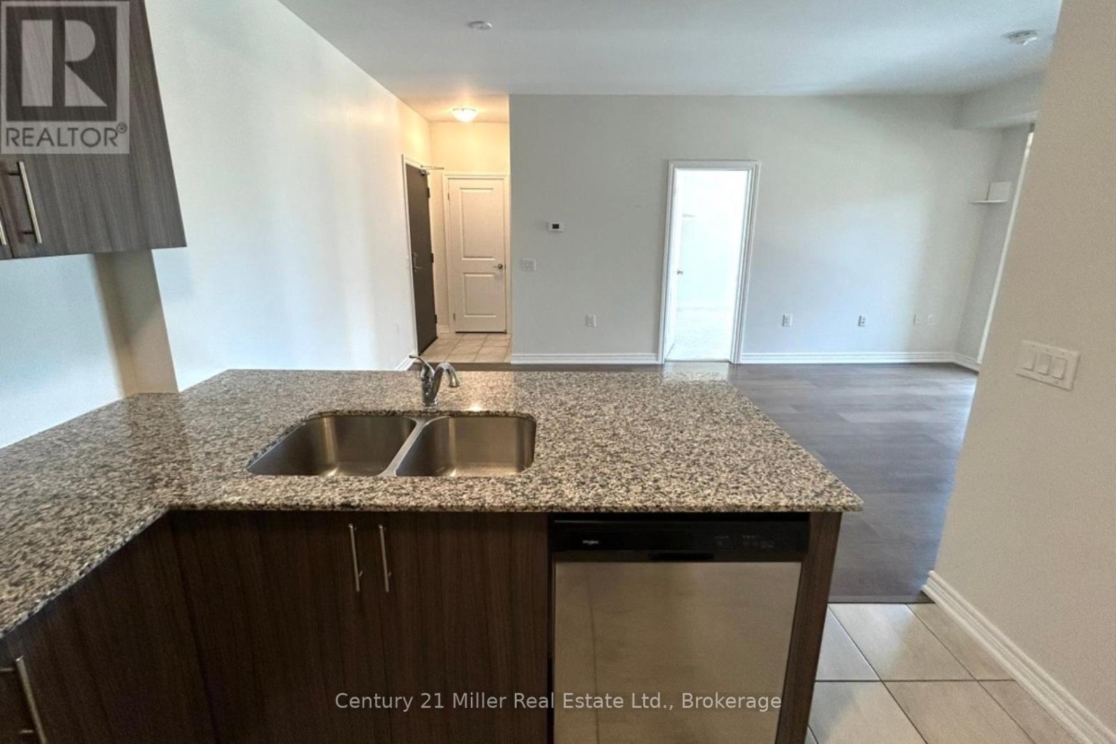 302 - 2370 Khalsa Gate, Oakville, Ontario  L6M 1P5 - Photo 11 - W12570854