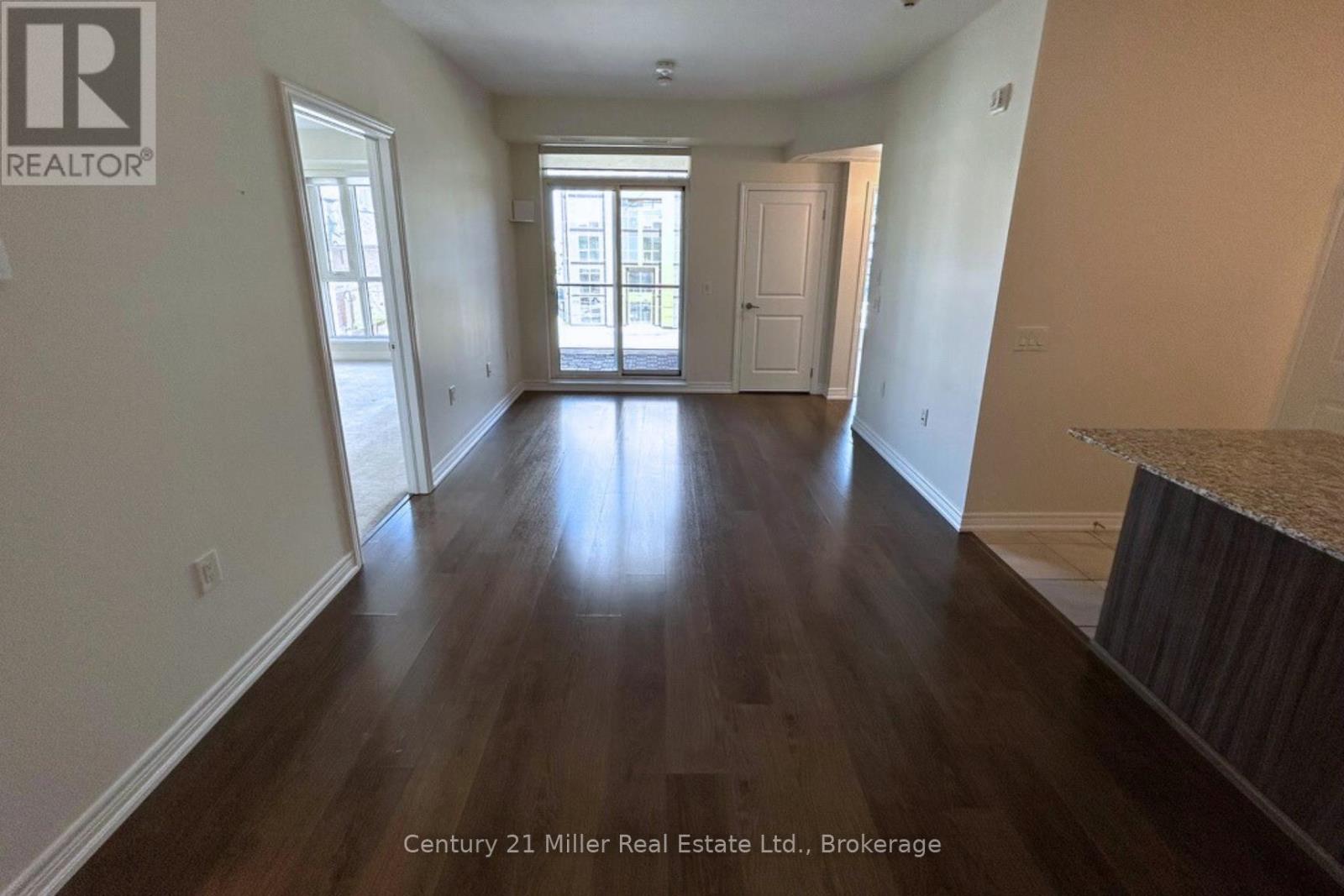 302 - 2370 Khalsa Gate, Oakville, Ontario  L6M 1P5 - Photo 5 - W12570854