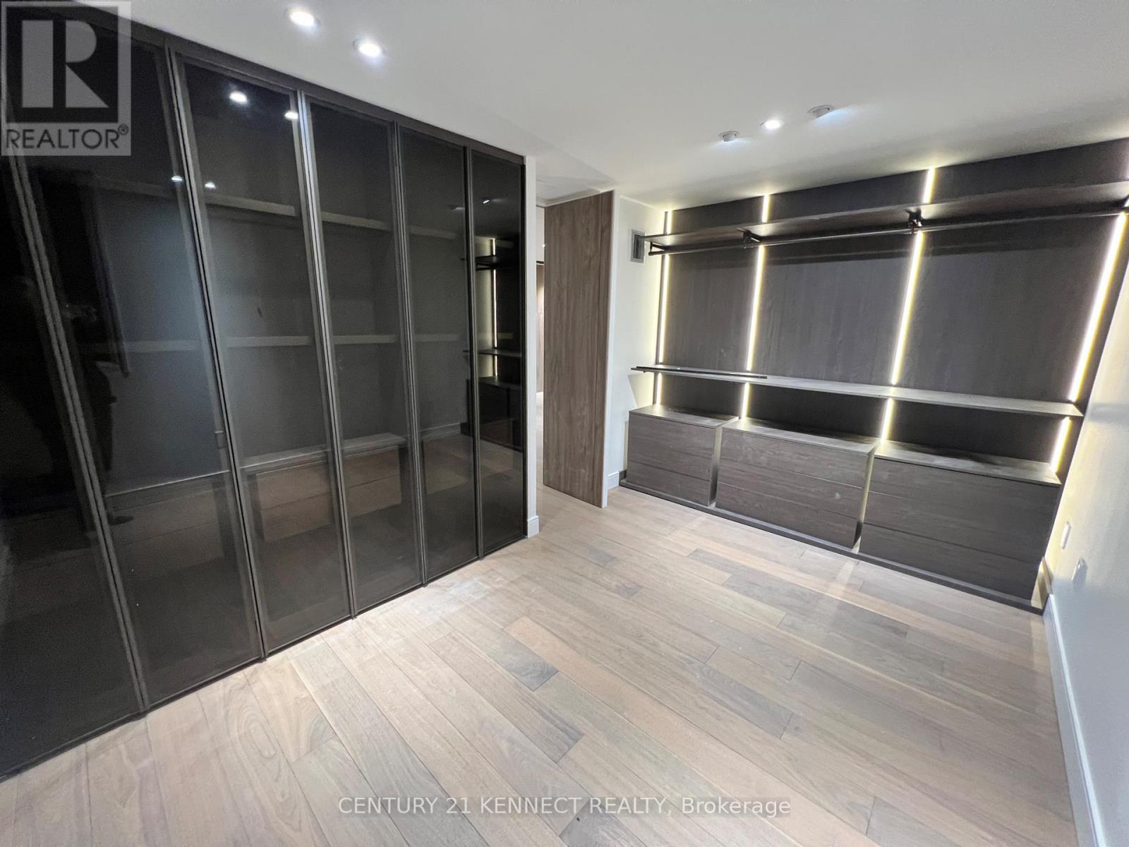 2407 - 3303 Don Mills Road, Toronto, Ontario  M2J 4T6 - Photo 18 - C12570312