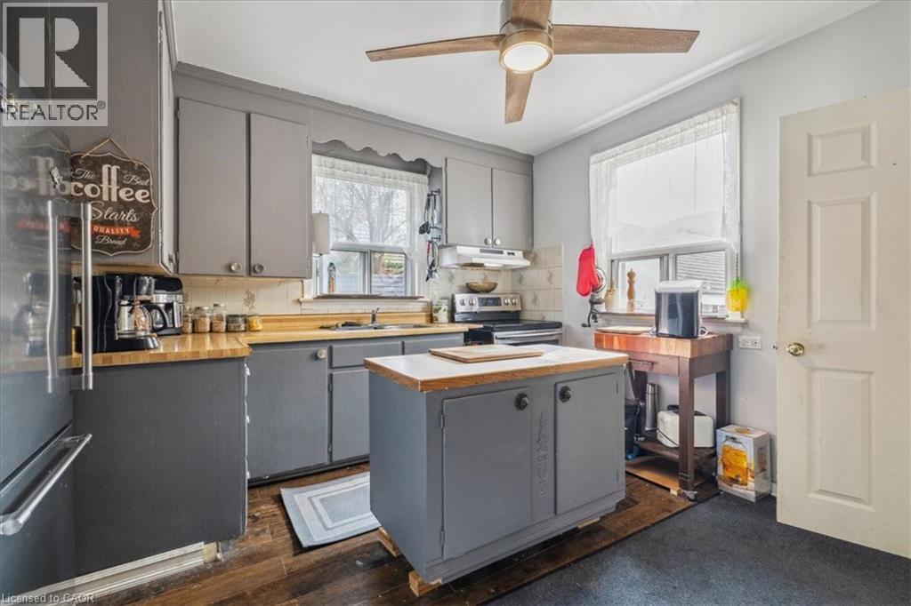 276 East 37th Street, Hamilton, Ontario  L8V 4B3 - Photo 13 - 40737741