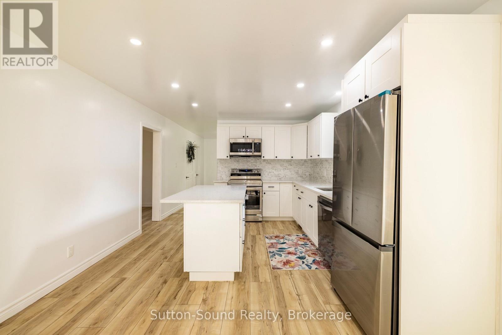 318777 Grey Road 1 Road, Georgian Bluffs, Ontario  N4K 5N4 - Photo 10 - X12570822